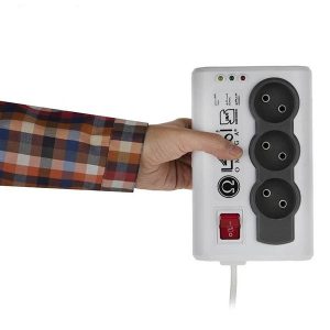 چند راهی برق و محافظ برق یخچال فریزر امگا مدل P3100 طول 1.5 متر